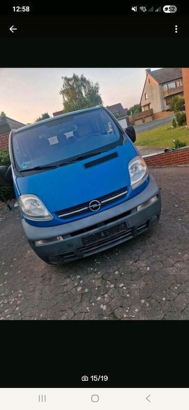 Blau Gebraucht 2005 Opel Vivaro Van | 4.300 € (Fairer Preis) - Bild 1/4