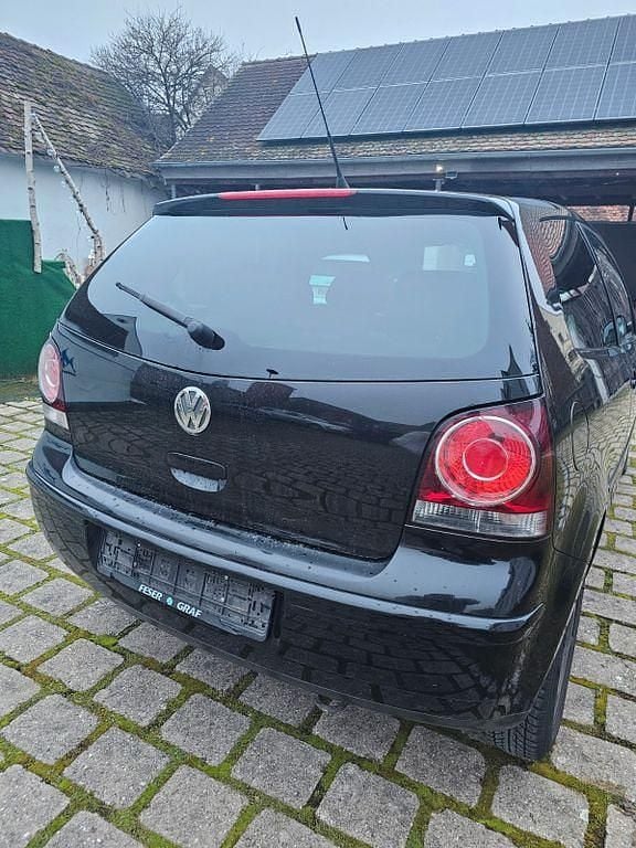 Schwarz Gebraucht 2009 VW Polo Trendline Kleinwagen | 1.800 € (Guter Preis) - Bild 1/4