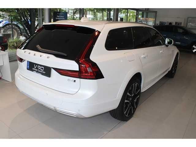 Gebraucht Volvo V90 CC 145 PS (106 kW) 2023 Kombi