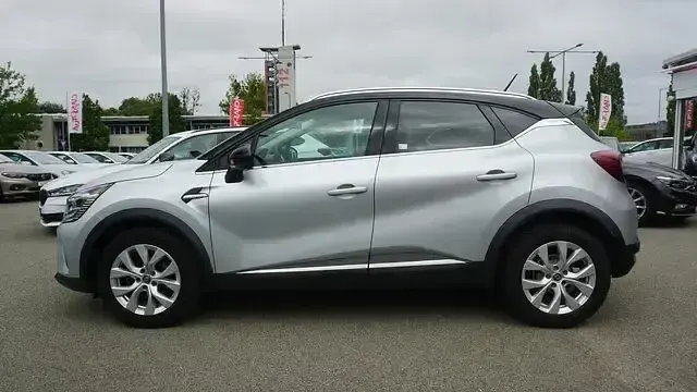 Gebraucht Renault Captur Intens 91 PS (66 kW) 2021 Grau SUV