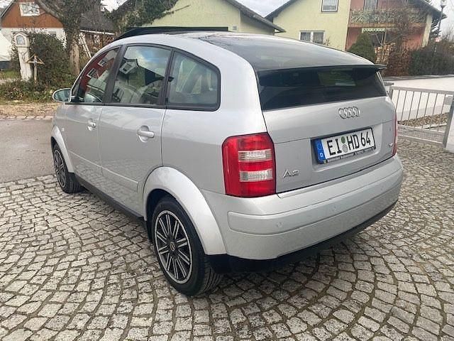 Gebraucht Audi A2 75 PS (55 kW) 2004 Silber Kleinwagen