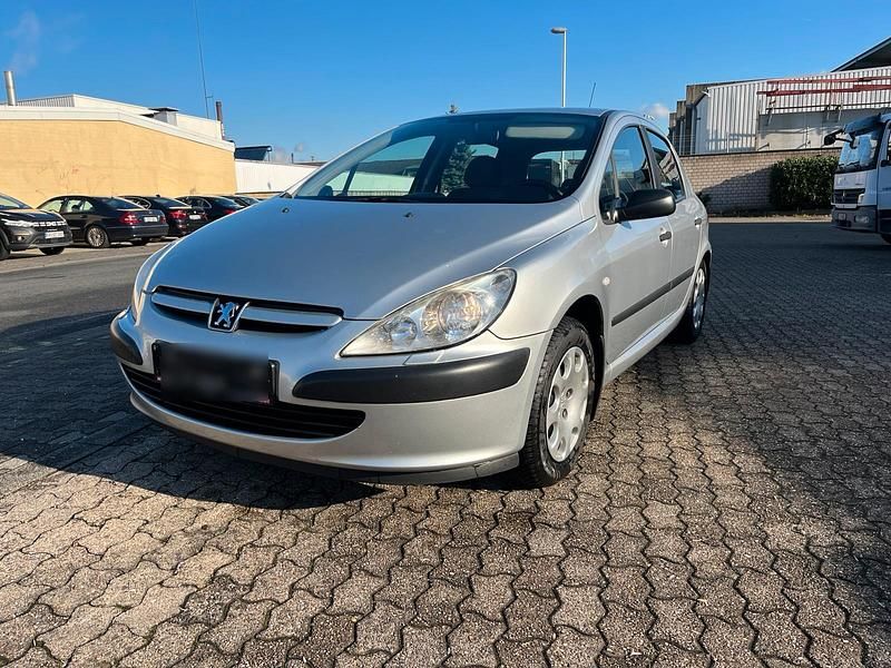 Silber Gebraucht 2004 Peugeot 307 Kleinwagen | 680 € (Superpreis) - Bild 1/4