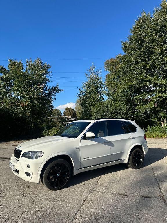 Braun Gebraucht 2009 BMW X5 SUV | 14.500 € (Etwas zu teuer) - Bild 1/4