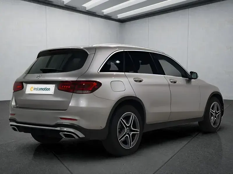 Gebraucht Mercedes GLC200 211 PS (155 kW) 2019 Silber SUV