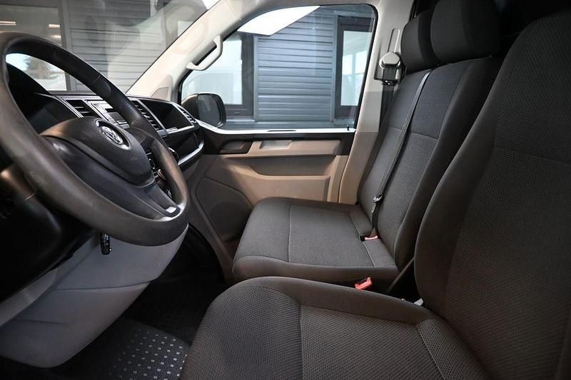 Gebraucht VW Transporter 102 PS (75 kW) 2018 Weiß Van