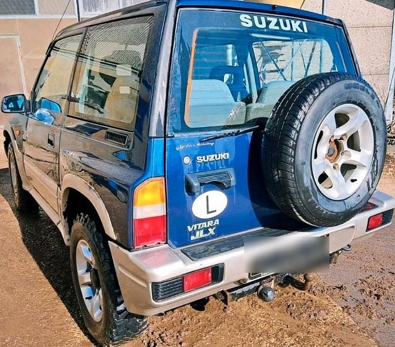 Grau Gebraucht 2003 Suzuki Vitara SUV | 1.700 € (Superpreis) - Bild 1/4