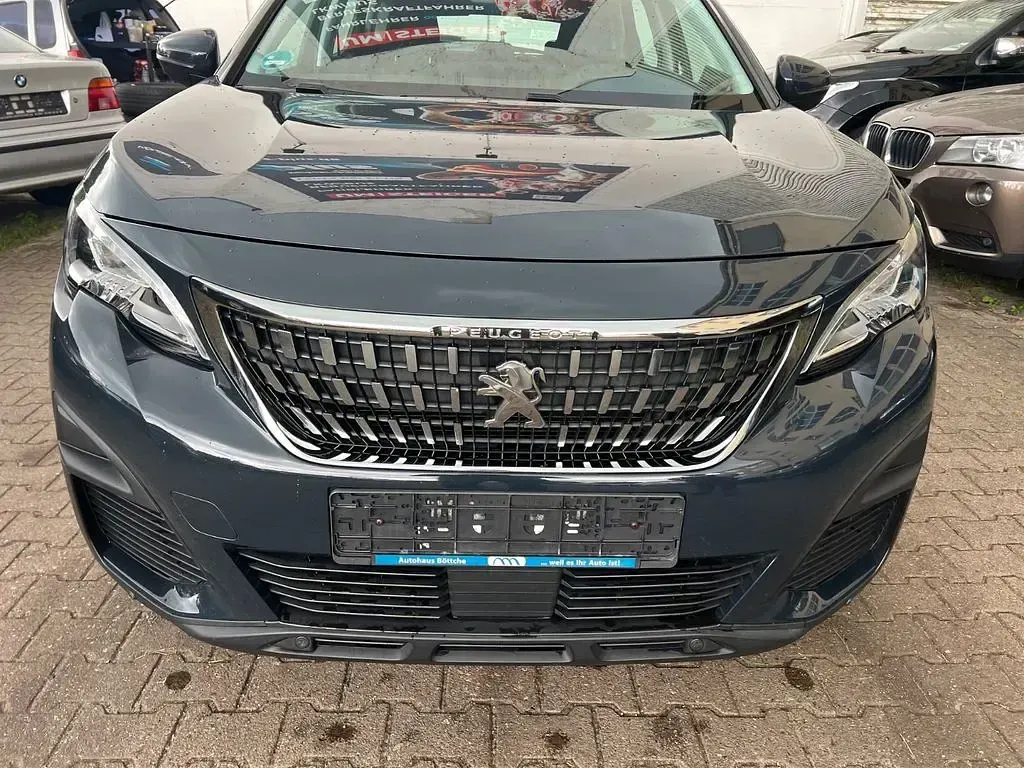 Gebraucht Peugeot 3008 Access 131 PS (96 kW) 2019 Blau SUV