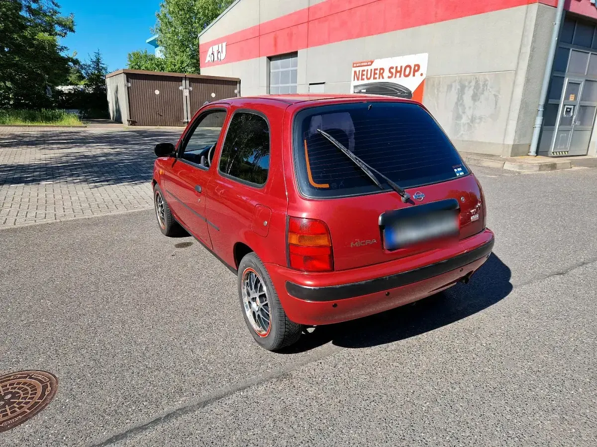 Gebraucht Nissan Micra 55 PS (40 kW) 1997 Rot Kleinwagen
