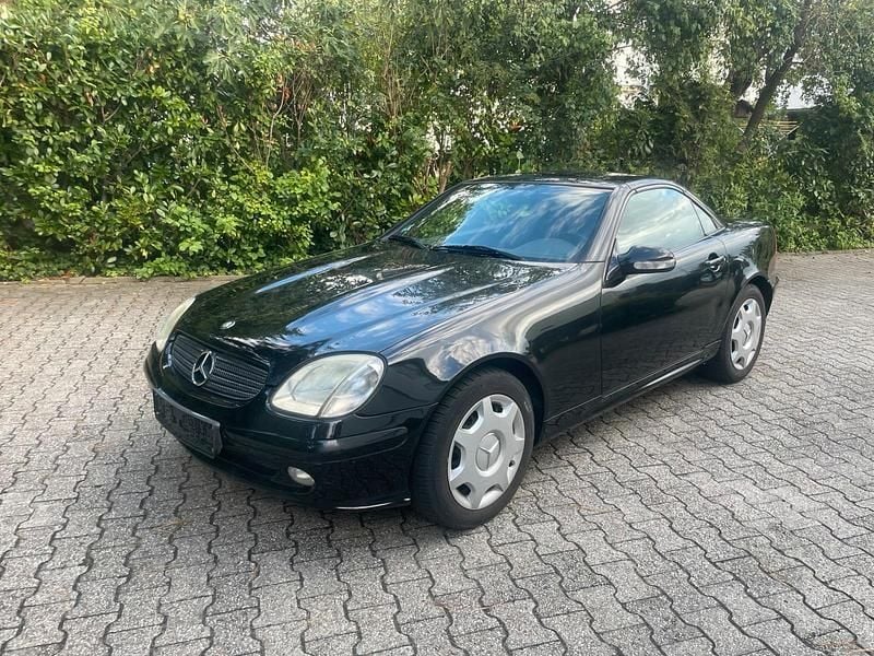 Schwarz Gebraucht 2003 Mercedes SLK230 Cabrio | 5.500 € (Fairer Preis) - Bild 1/4
