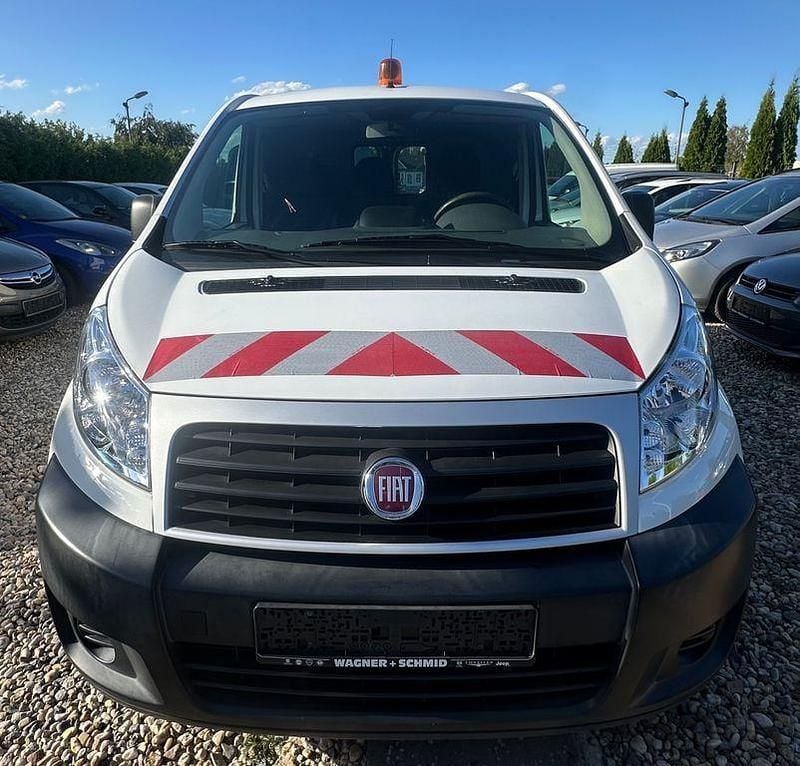 Gebraucht Fiat Scudo 128 PS (94 kW) 2015 Weiß Van
