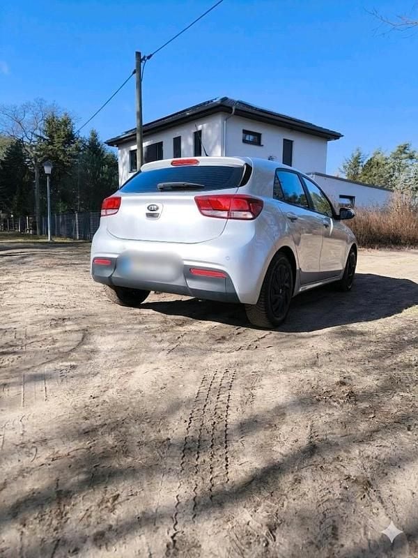 Gebraucht Kia Rio Edition 7 84 PS (61 kW) 2020 Silber Kleinwagen