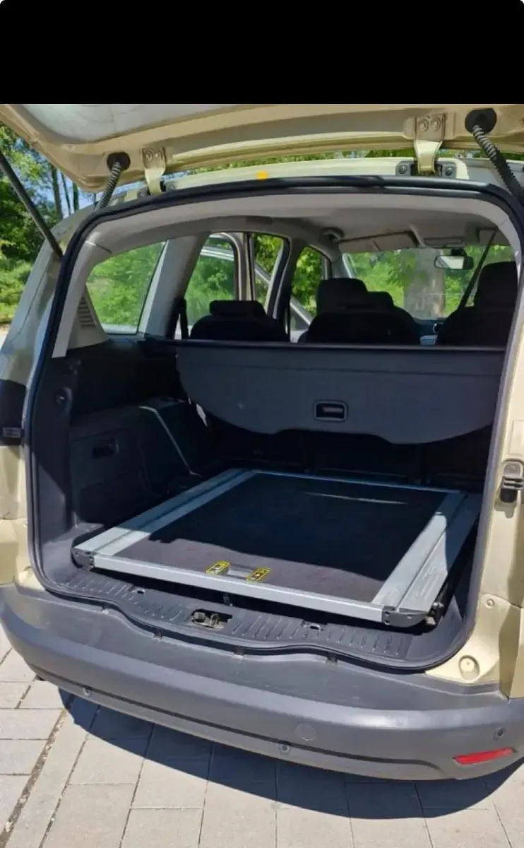 Gebraucht Ford S-MAX S 140 PS (102 kW) 2006 Gold Van / Kleinbus
