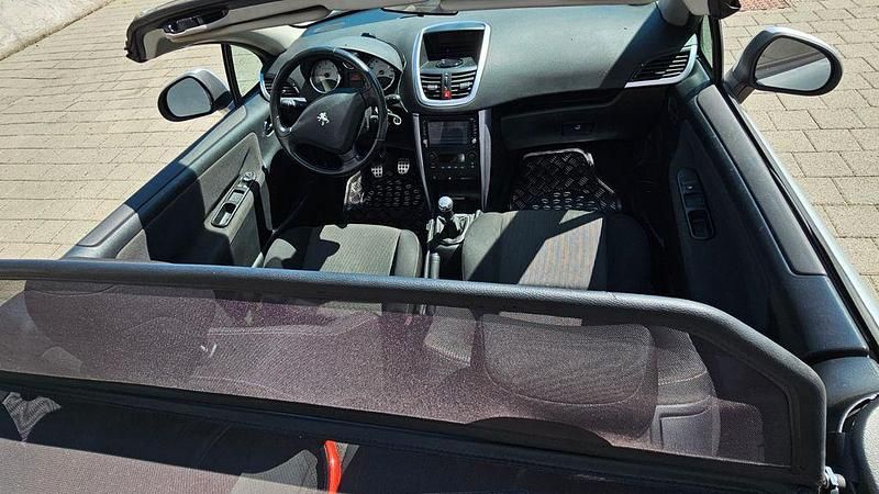 Gebraucht Peugeot 207 CC Sport 109 PS (80 kW) 2008 Grau Cabrio