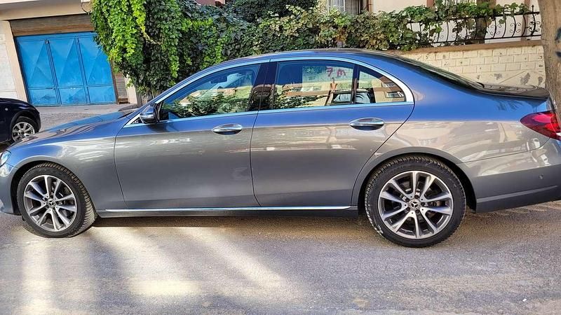 Gebraucht Mercedes E200 150 PS (110 kW) 2018 Grau Limousine