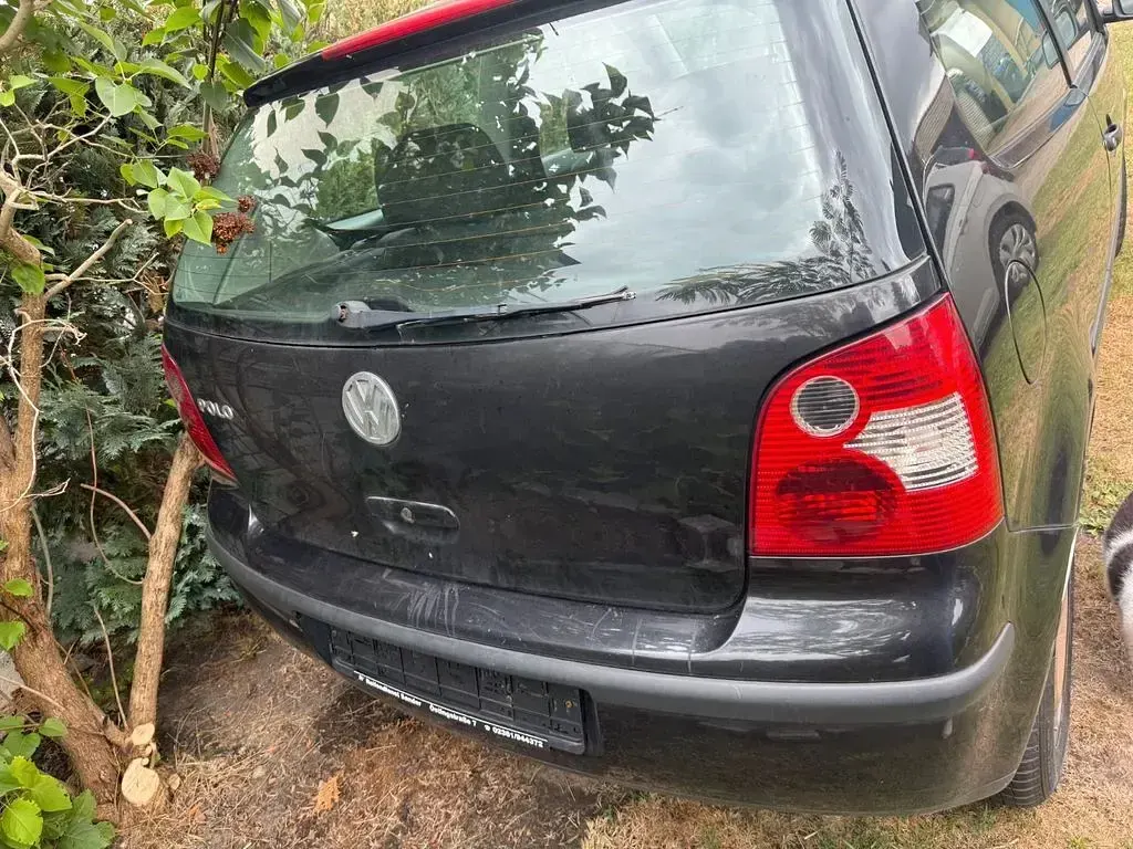 Gebraucht VW Polo Basis 64 PS (47 kW) 2003 Schwarz Kleinwagen