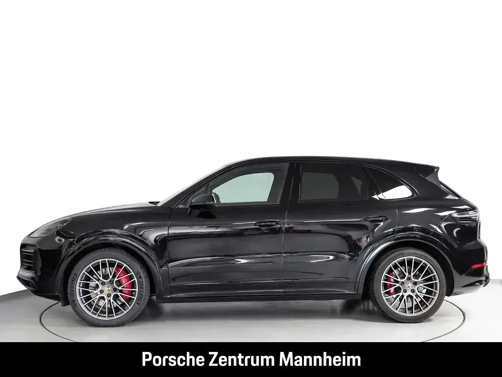 Gebraucht Porsche Cayenne GTS Chrono 460 PS (338 kW) 2021 Schwarz SUV