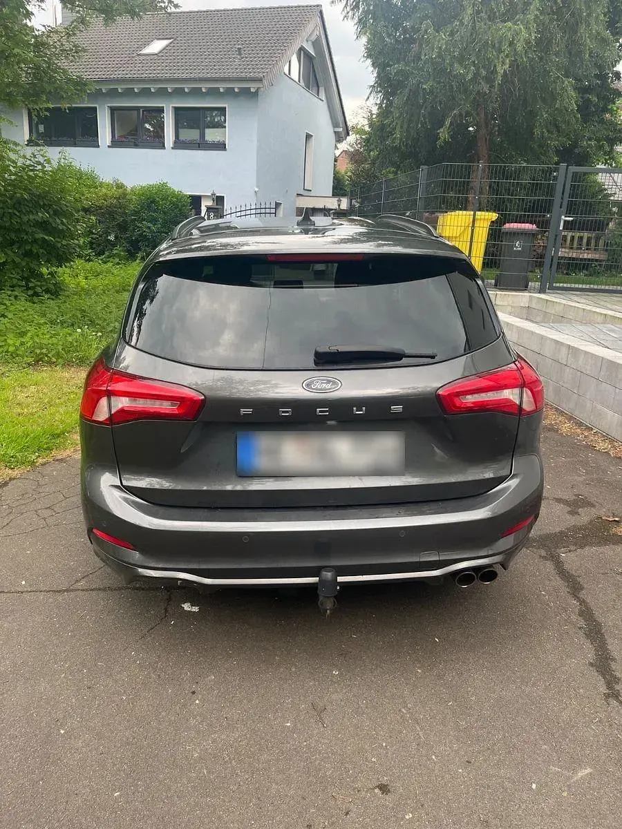 Usata Ford Focus ST-Line 150 CV (110 kW) 2018 Grigio Station wagon