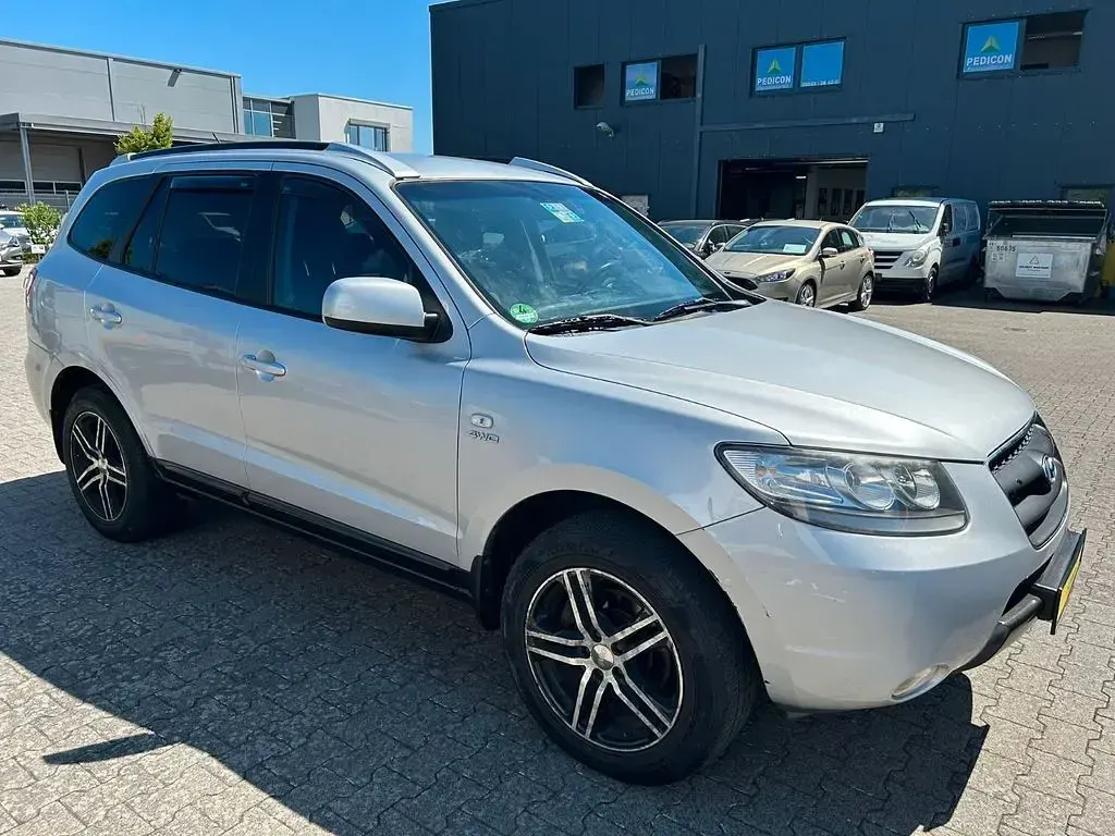 Gebraucht Hyundai Santa Fe 155 PS (114 kW) 2008 Grau SUV
