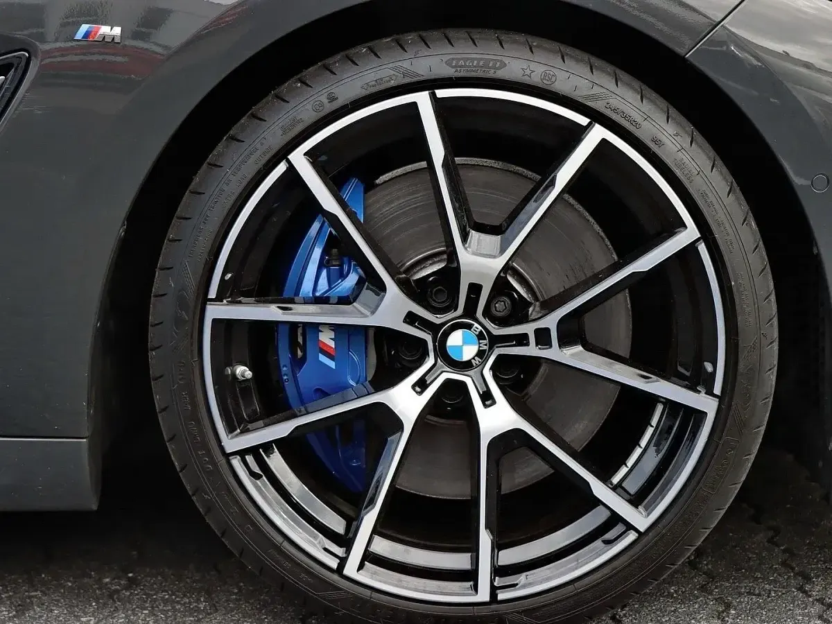 Gebraucht BMW 840 M Sport 340 PS (250 kW) 2022 Bmw individual dravitgrau Coupé