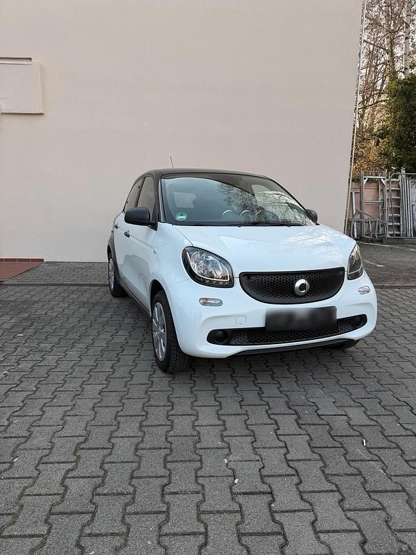 Gebraucht Smart ForFour 90 PS (66 kW) 2018 Weiß Kleinwagen