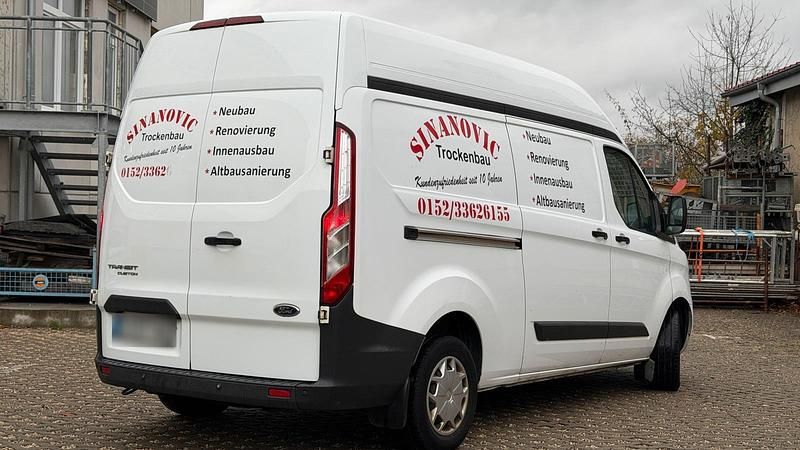 Gebraucht Ford Transit Custom 170 PS (125 kW) 2017 Weiß Van / Kleinbus