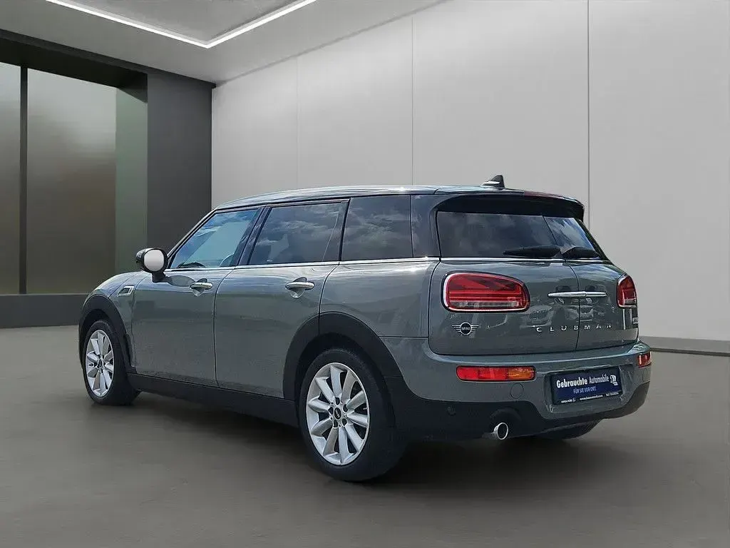 Gebraucht Mini Clubman 136 PS (100 kW) 2020 Grau / moonwalk grey (metallic) Kombi