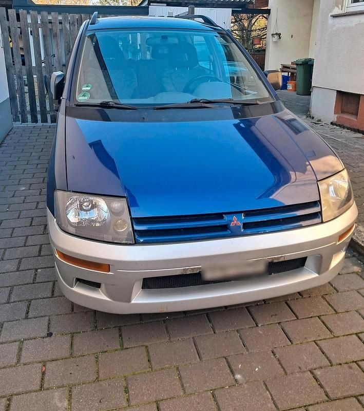 Gebraucht Mitsubishi Space Runner 136 PS (100 kW) 1999 Blau Van / Kleinbus