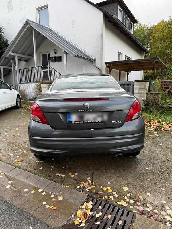 Gebraucht Peugeot 207 CC 120 PS (88 kW) 2013 Grau Cabrio