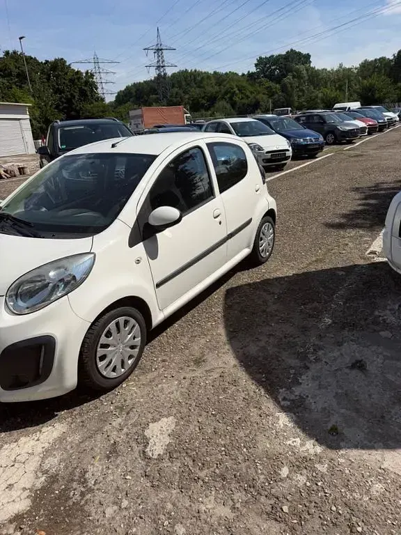 Gebraucht Citroën C1 Tendance 68 PS (50 kW) 2014 Weiß Kleinwagen