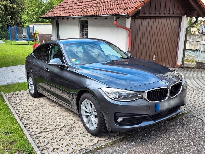 Grau Gebraucht 2014 BMW 320 Gran Turismo Sport Line Limousine | 12.500 € (Fairer Preis) - Bild 1/4