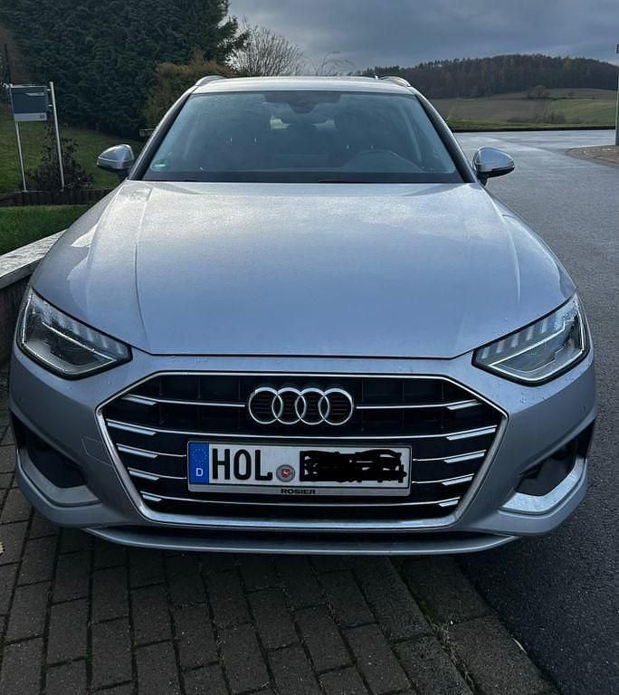 Silber Gebraucht 2019 Audi A4 Advanced Kombi | 21.000 € (Superpreis) - Bild 1/4