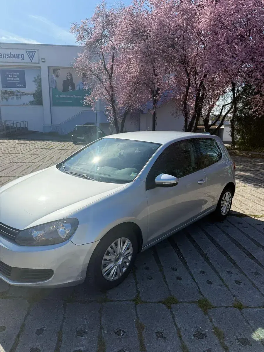 Gebraucht VW Golf VI Comfortline 80 PS (58 kW) 2009 Silber Kleinwagen