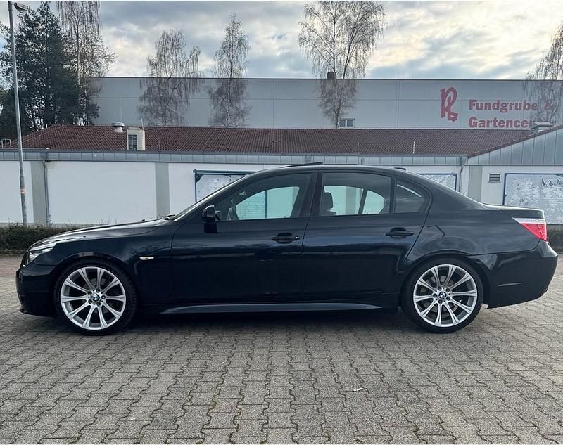 Gebraucht BMW 525 Shadowline 218 PS (160 kW) 2008 Schwarz Limousine