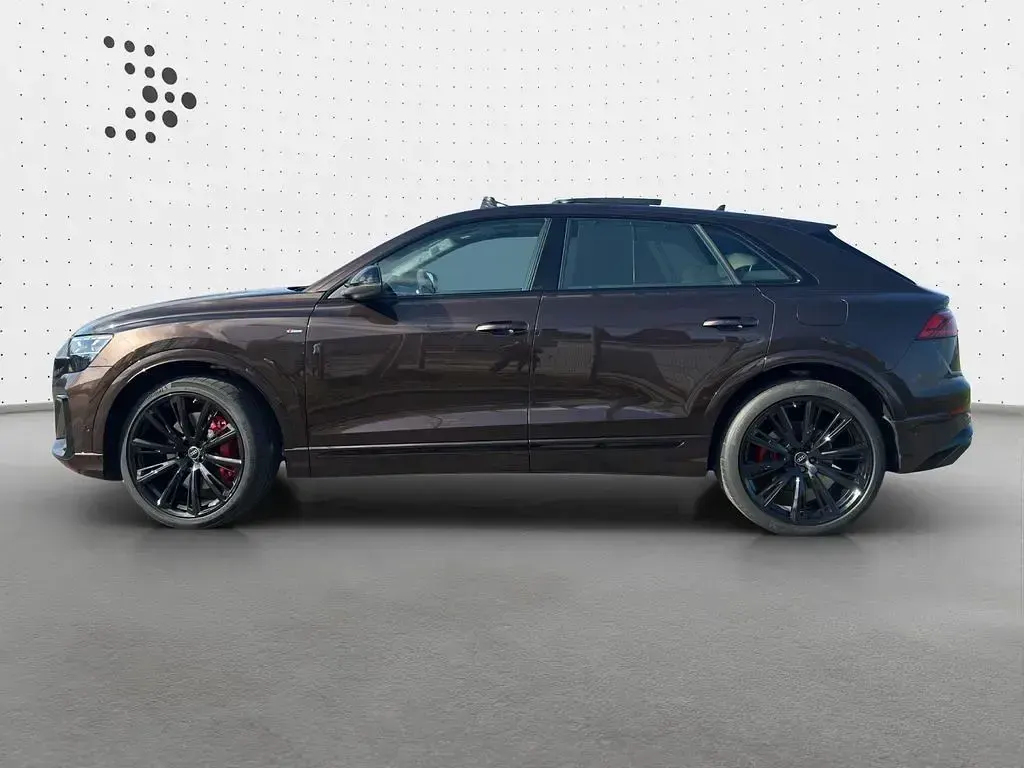 Gebraucht Audi Q8 Sport 489 PS (359 kW) 2026 Braun SUV