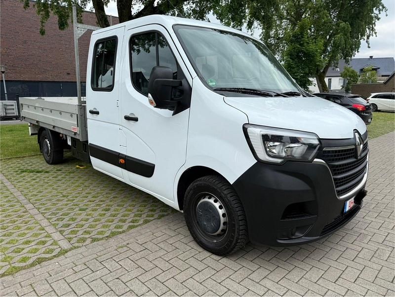 Weiß Gebraucht 2022 Renault Master Van | 21.000 € - Bild 1/4