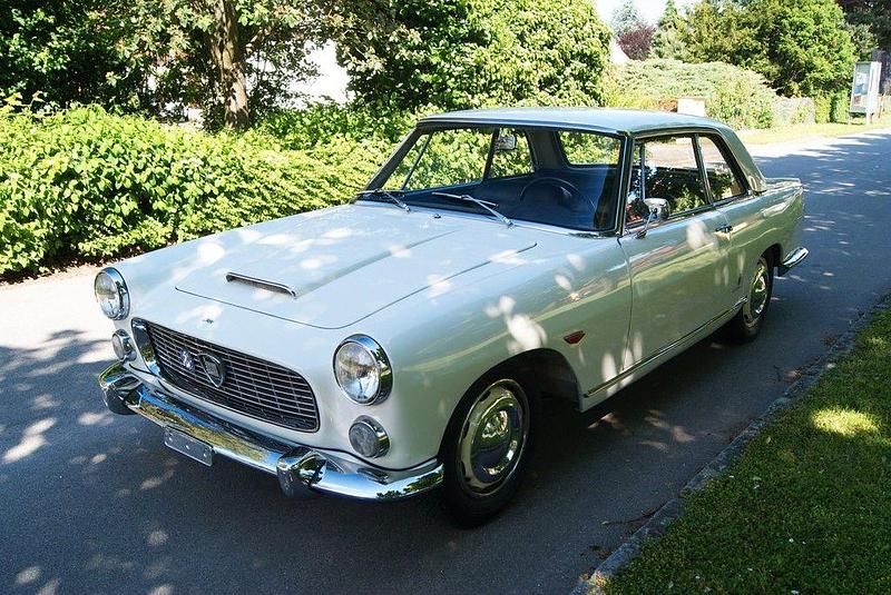 Weiß Gebraucht 1963 Lancia Flaminia Coupé | 42.000 € - Bild 1/4