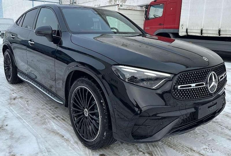 Neu Mercedes GLC300 Advanced 258 PS (189 kW) 2026 Schwarz SUV