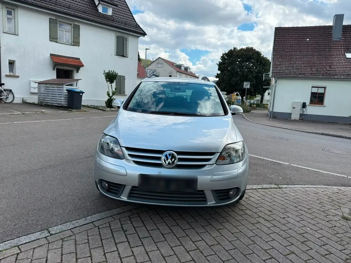 Gebraucht VW Golf Plus Cross 160 PS (117 kW) 2008 Silber Limousine