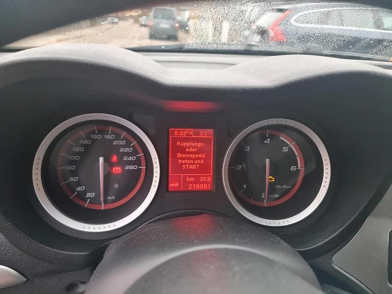 Gebraucht Alfa Romeo 159 209 PS (153 kW) 2010 Schwarz Kombi