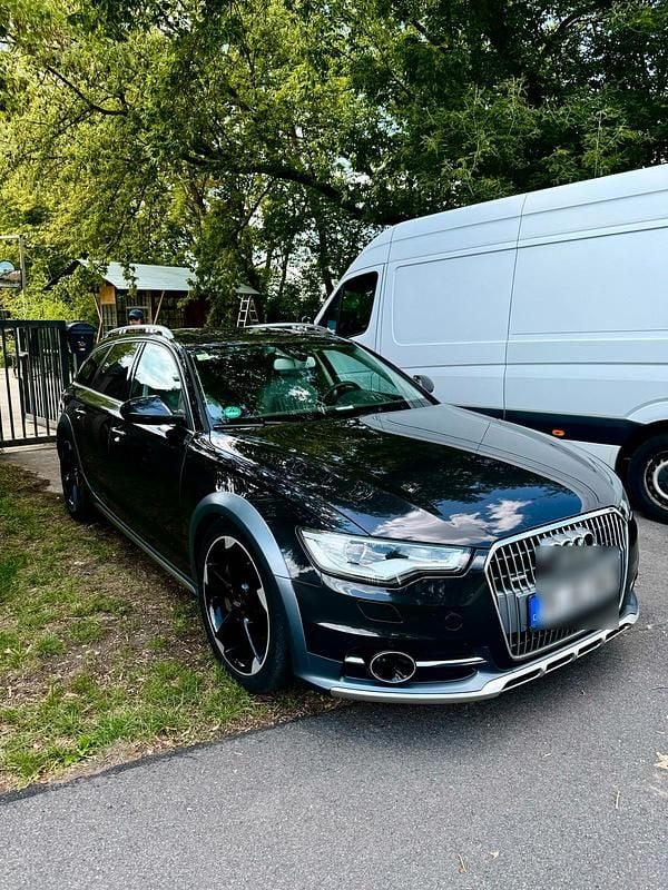 Grau Gebraucht 2015 Audi A6 Allroad Kombi | 18.500 € (Guter Preis) - Bild 1/4