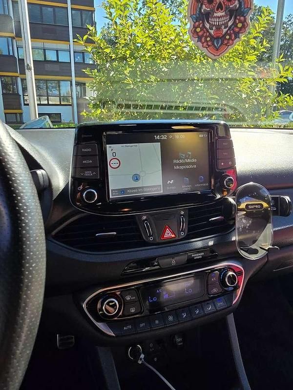 Gebraucht Hyundai i30 275 PS (202 kW) 2018 Rot Kombi