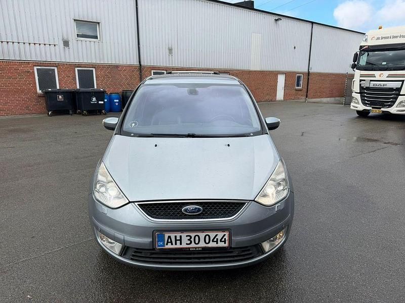 Gebraucht Ford Galaxy Ghia 140 PS (102 kW) 2008 Grau Van / Kleinbus