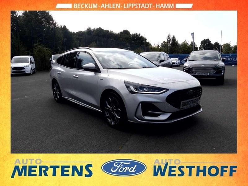 Gebraucht Ford Focus ST-Line X 125 PS (91 kW) 2023 Polarsilber metallic Kombi