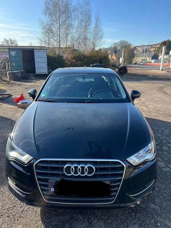 Gebraucht Audi A3 Sportback 105 PS (77 kW) 2013 Schwarz Kleinwagen
