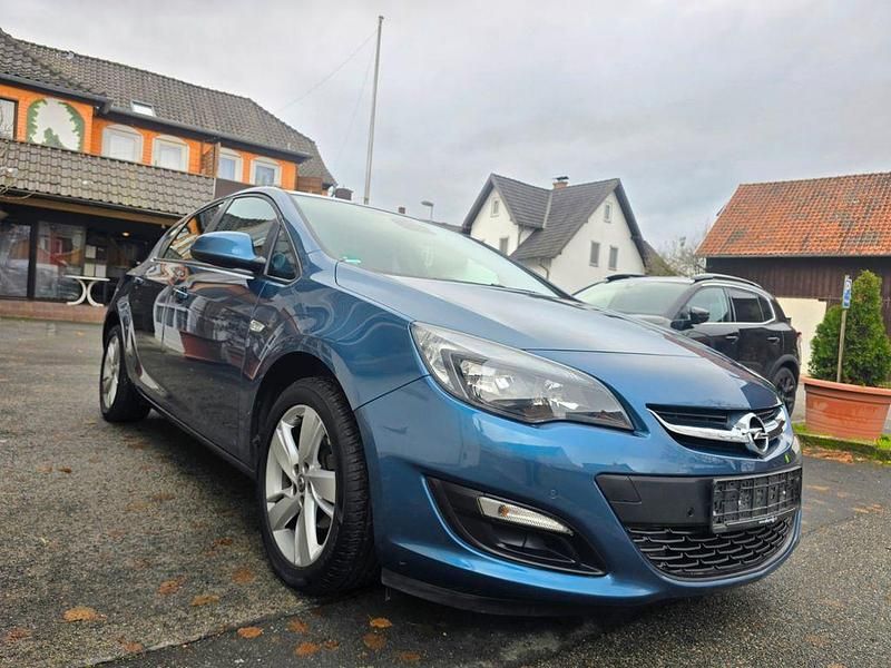 Gebraucht Opel Astra Style 120 PS (88 kW) 2015 Deep sky Limousine