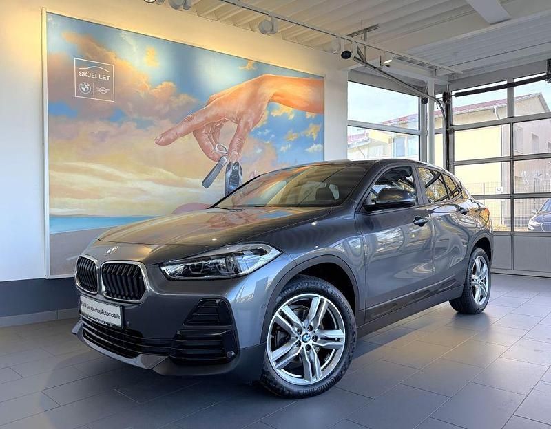 Mineralgrau metallic Gebraucht 2021 BMW X2 Advantage SUV | 22.520 € (Fairer Preis) - Bild 1/4