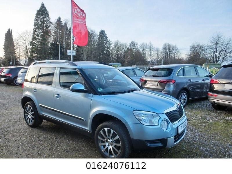 Gebraucht Skoda Yeti Adventure 122 PS (89 kW) 2014 Blau SUV