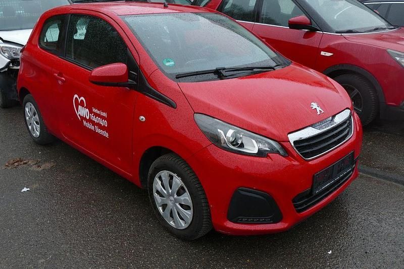 Gebraucht Peugeot 108 Active 69 PS (50 kW) 2016 Rot Kleinwagen