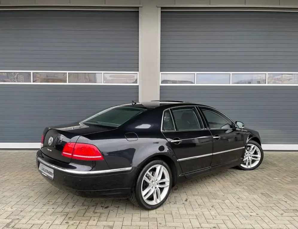 Usata VW Phaeton 239 CV (175 kW) 2010 Nero Berlina