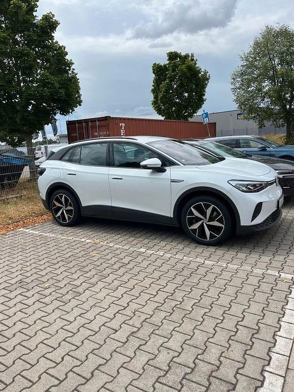 Weiß Gebraucht 2021 VW ID.4 Pro Performance SUV | 22.500 € (Superpreis) - Bild 1/4